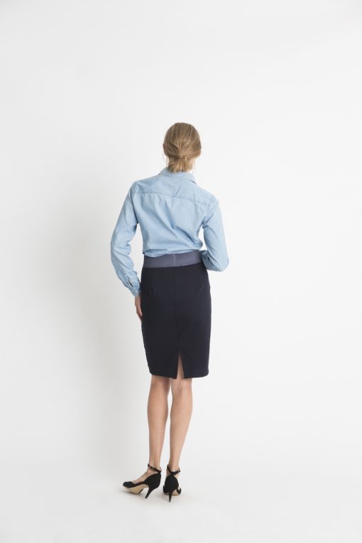 Elle Donkerblauw - Image 4