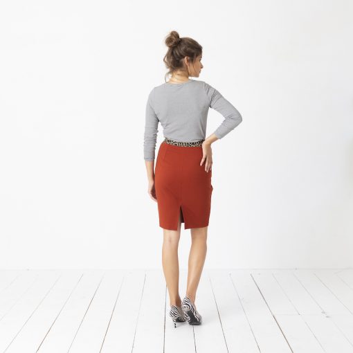 Elle Brick - Image 5