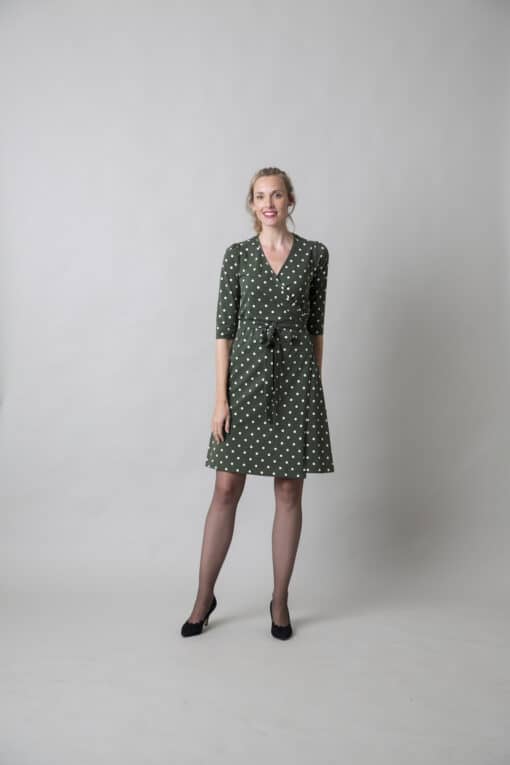 Roos Green Dots jurk - Image 2