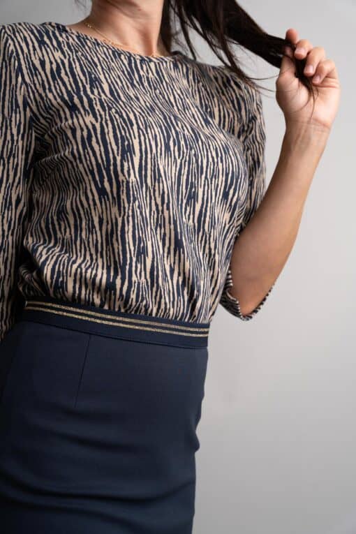Mara Navy Zebra top - Image 4